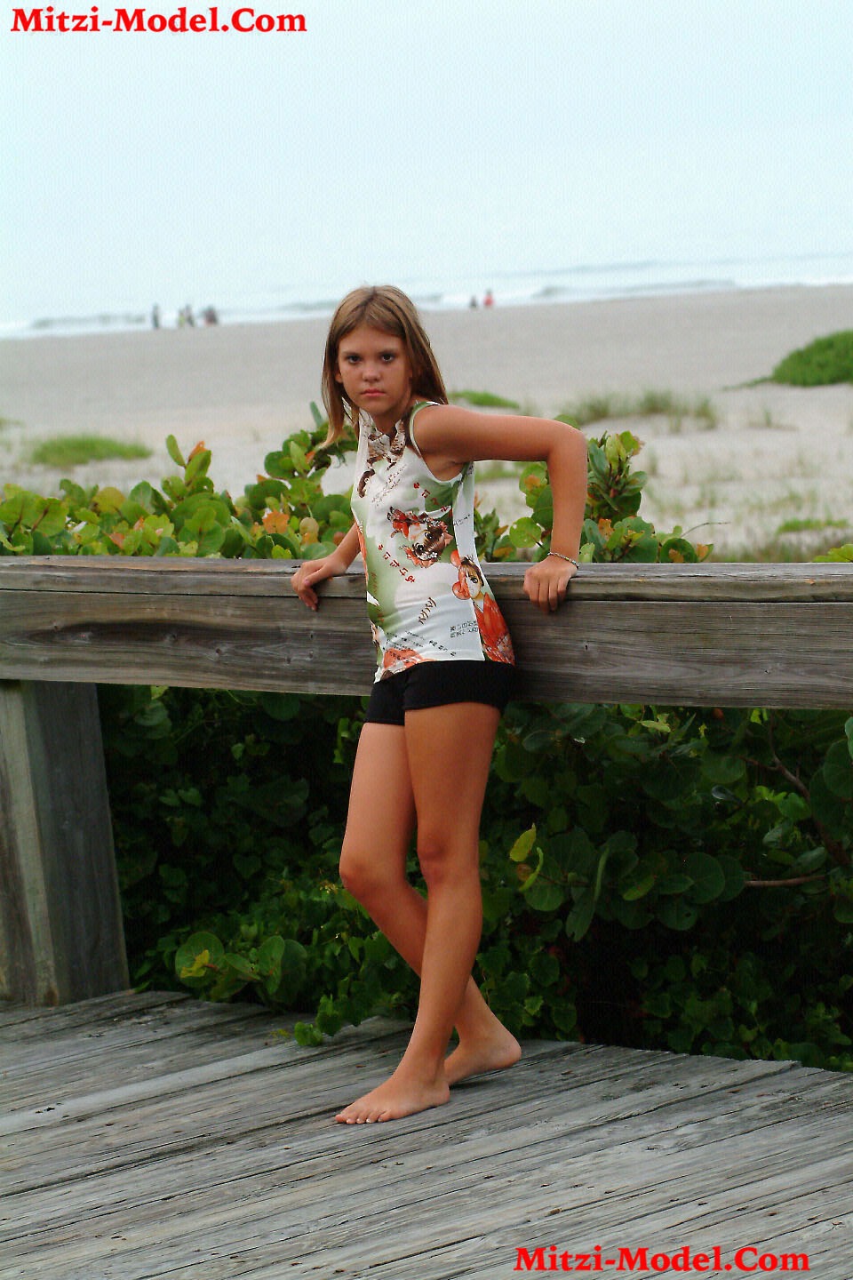 WebeWeb_Mitzi   2440