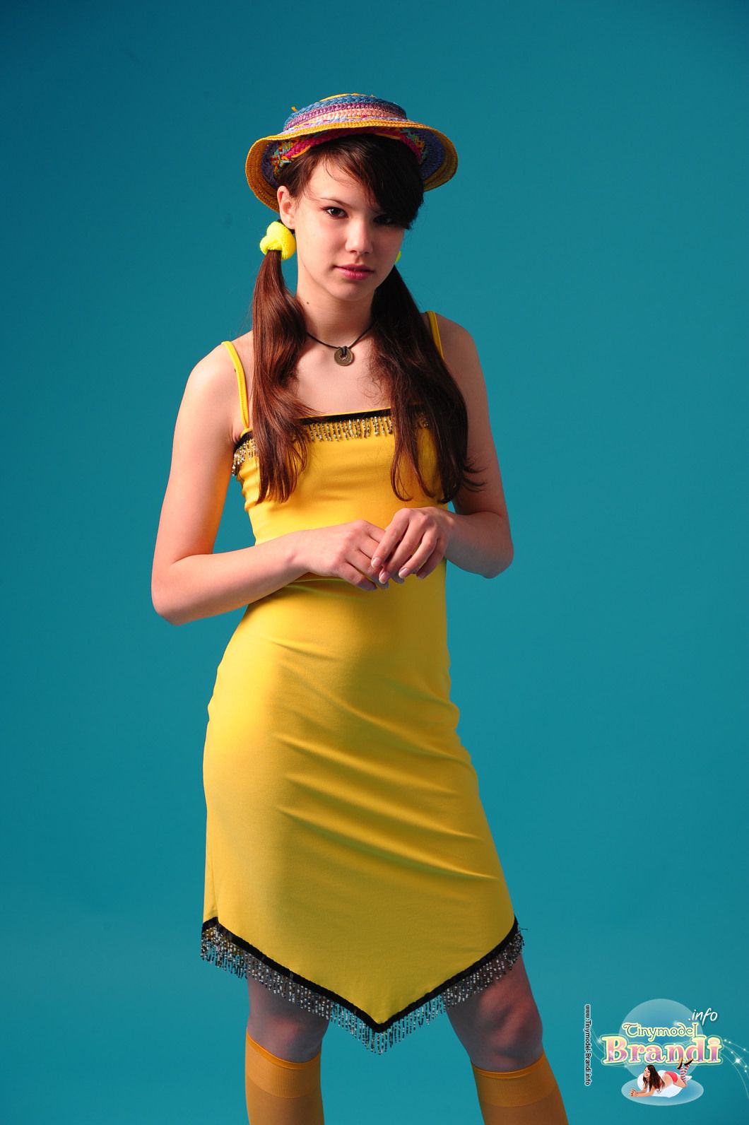 Tinymodel_Brandi_1   8700-15   6G