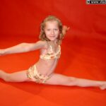 VladModel_m065_Yulya   13250